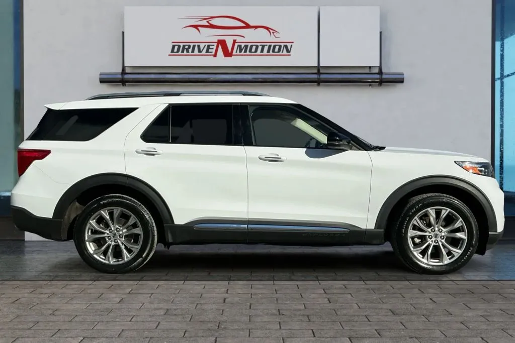Photos of 2021 Ford Explorer Limited Sport Utility 4D for sale in Greeley, CO at Drive N-Motion Greeley