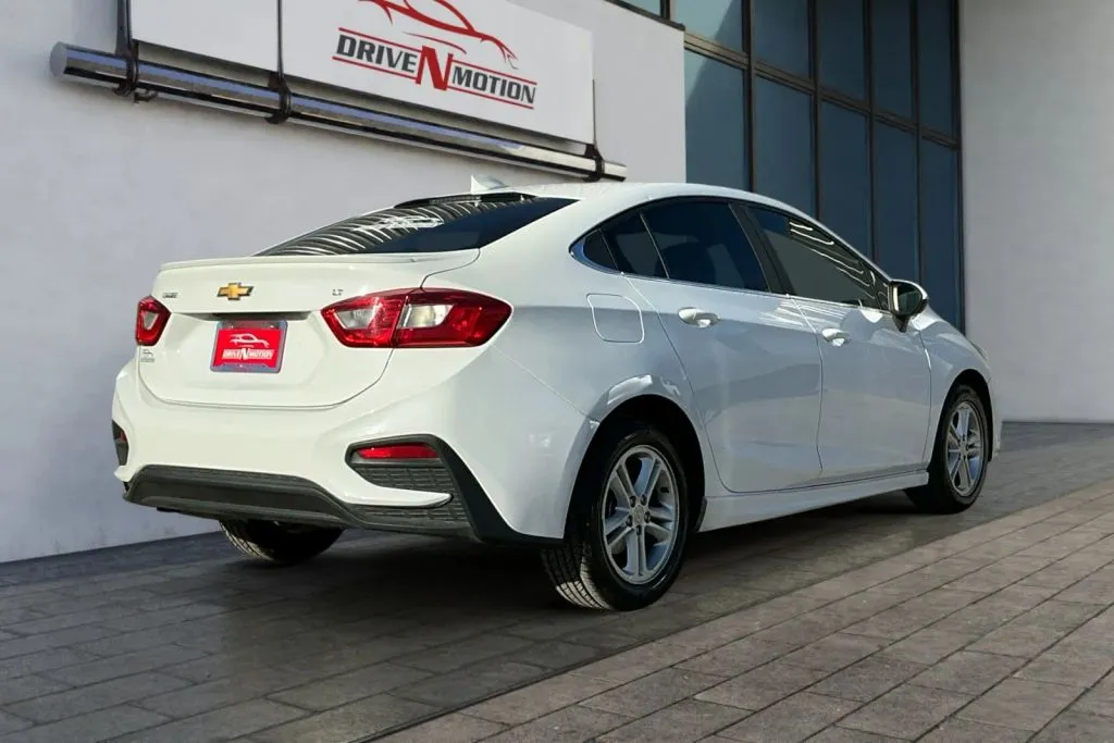 More photos of 2018 Chevrolet Cruze LT Sedan 4D at Drive N-Motion Greeley, CO