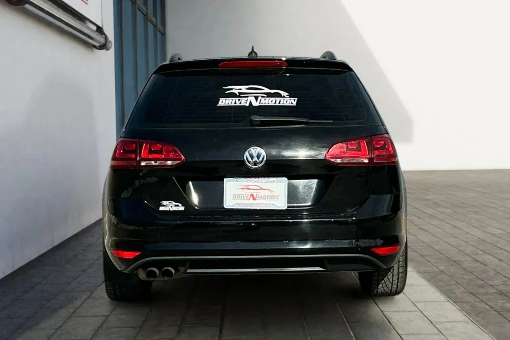 More photos of 2017 Volkswagen Golf SportWagen TSI SE Wagon 4D at Drive N-Motion Greeley, CO