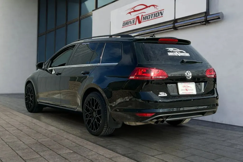More photos of 2017 Volkswagen Golf SportWagen TSI SE Wagon 4D at Drive N-Motion Greeley, CO
