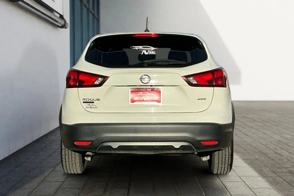 More photos of 2019 Nissan Rogue Sport S Sport Utility 4D at Drive N-Motion Greeley, CO