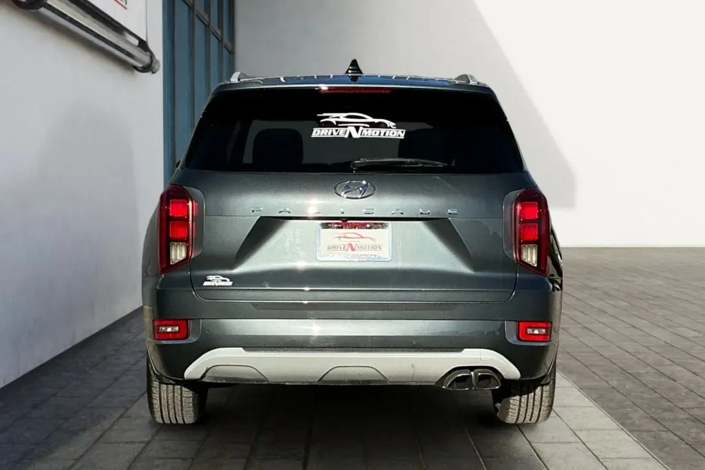 More photos of 2021 Hyundai Palisade Limited Sport Utility 4D at Drive N-Motion Greeley, CO