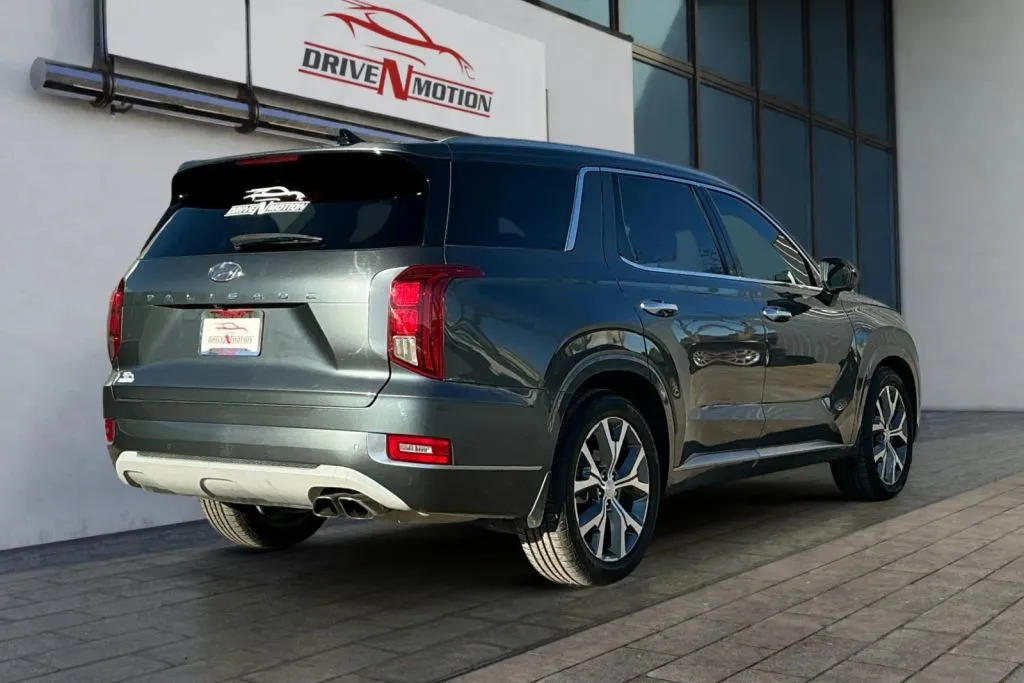 Another view of 2021 Hyundai Palisade Limited Sport Utility 4D for sale in Greeley, CO at Drive N-Motion Greeley