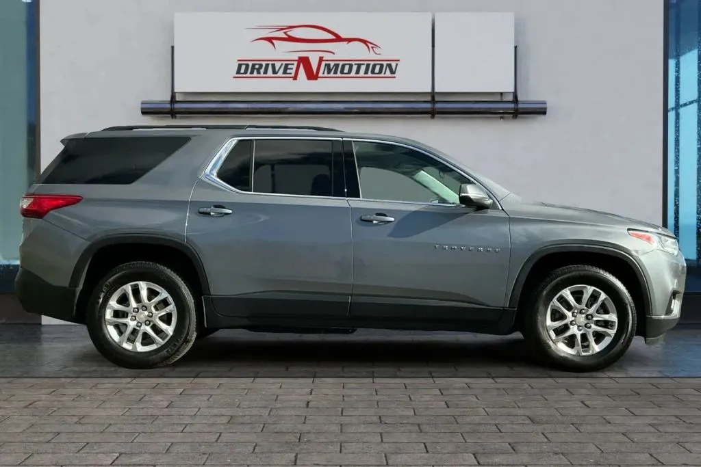 Photos of 2021 Chevrolet Traverse LT Sport Utility 4D for sale in Greeley, CO at Drive N-Motion Greeley