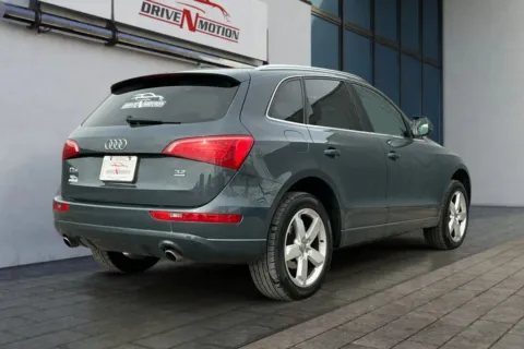 Another view of 2010 Audi Q5 3.2 Quattro Premium Sport Utility 4D for sale in Greeley, CO at Drive N-Motion Greeley