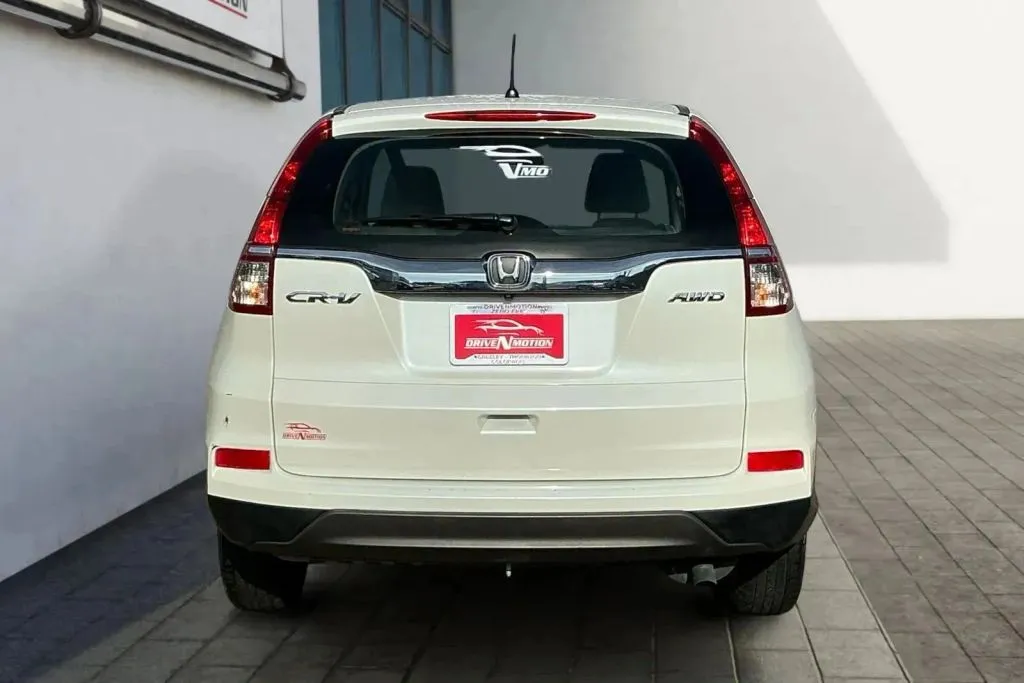 More photos of 2016 Honda CR-V LX Sport Utility 4D at Drive N-Motion Greeley, CO