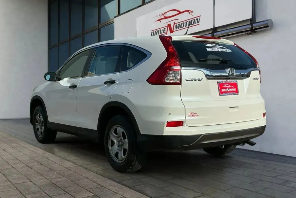 More photos of 2016 Honda CR-V LX Sport Utility 4D at Drive N-Motion Greeley, CO