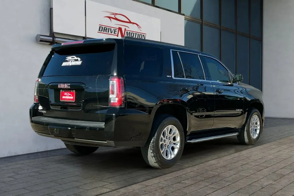 More photos of 2016 GMC Yukon SLT Sport Utility 4D at Drive N-Motion Greeley, CO