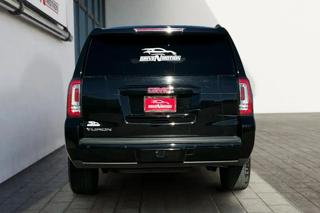 More photos of 2016 GMC Yukon SLT Sport Utility 4D at Drive N-Motion Greeley, CO
