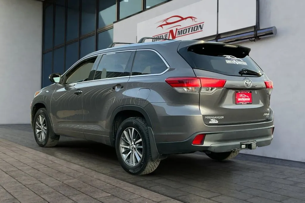 More photos of 2018 Toyota Highlander XLE Sport Utility 4D at Drive N-Motion Greeley, CO