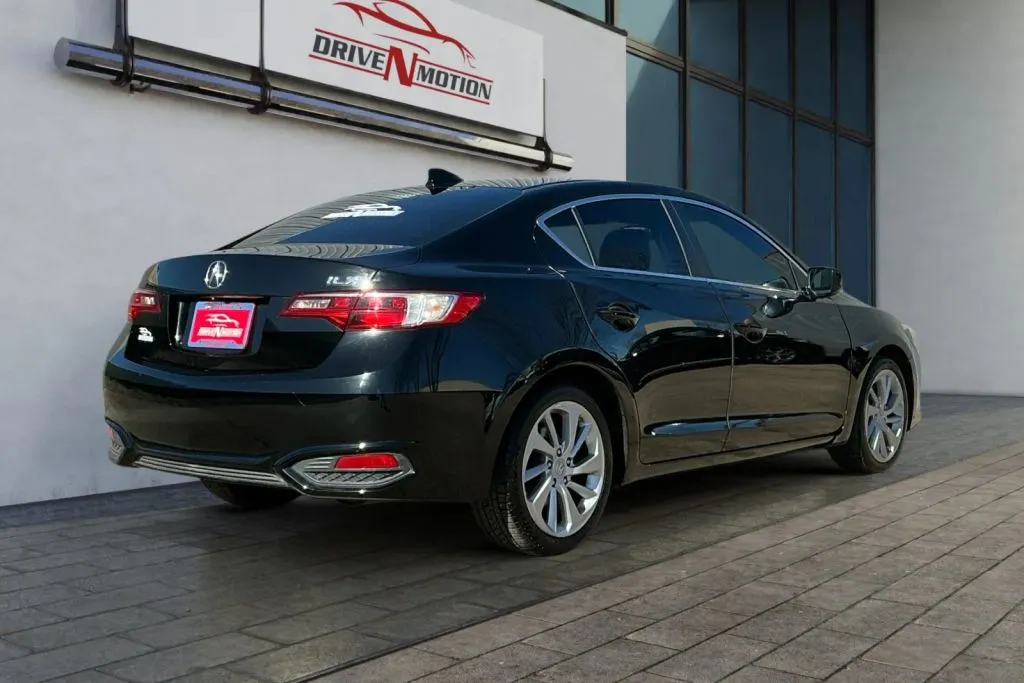 More photos of 2016 Acura ILX Sedan 4D at Drive N-Motion Greeley, CO