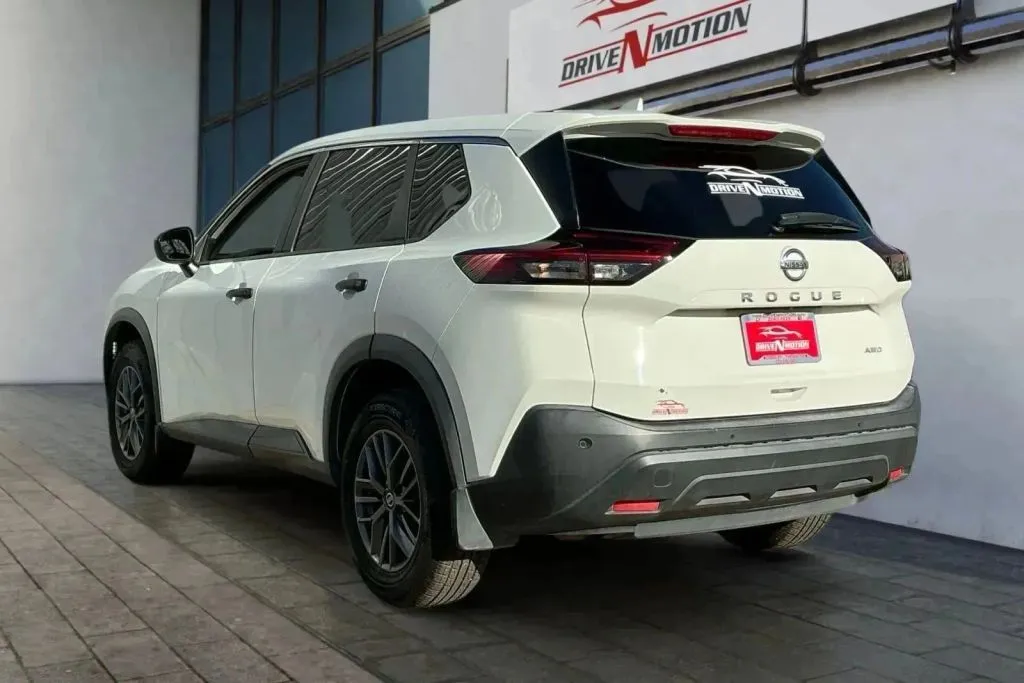 More photos of 2021 Nissan Rogue S Sport Utility 4D at Drive N-Motion Greeley, CO