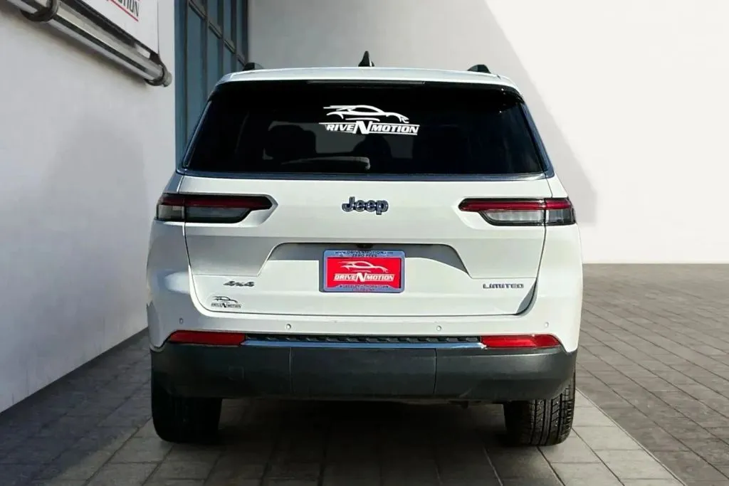 More photos of 2023 Jeep Grand Cherokee L Limited Sport Utility 4D at Drive N-Motion Greeley, CO