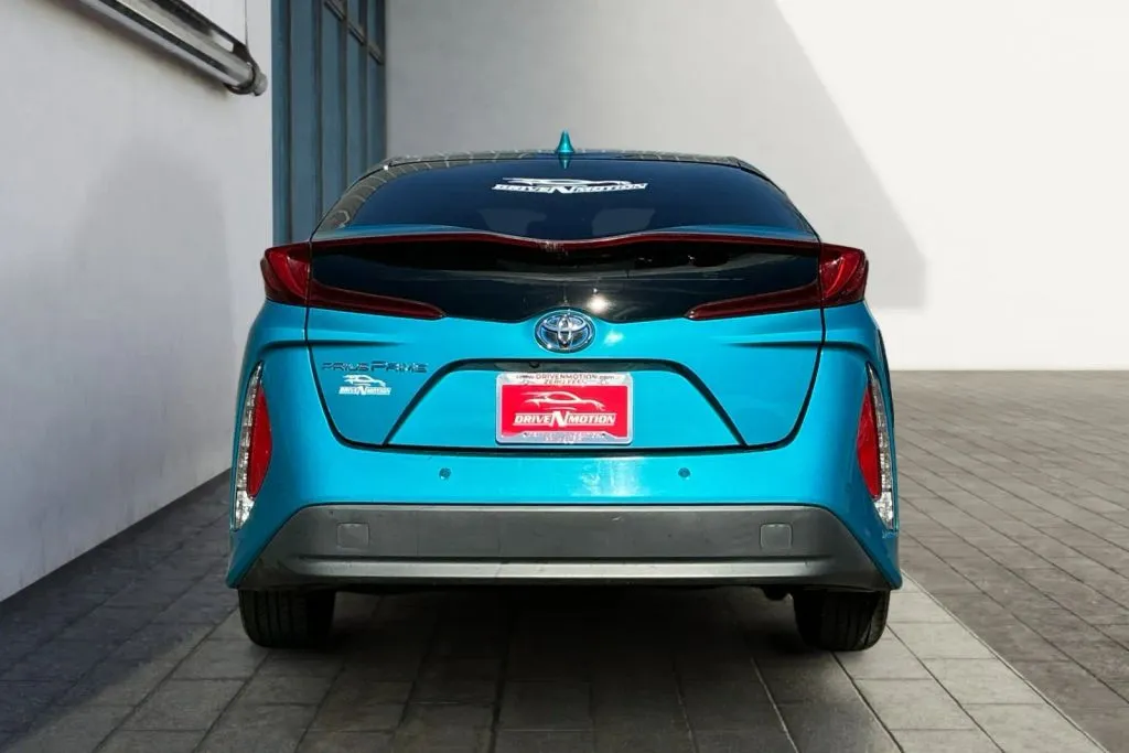 More photos of 2017 Toyota Prius Prime Advanced Hatchback 4D at Drive N-Motion Greeley, CO