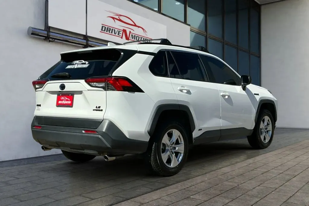 More photos of 2020 Toyota RAV4 Hybrid LE Sport Utility 4D at Drive N-Motion Greeley, CO