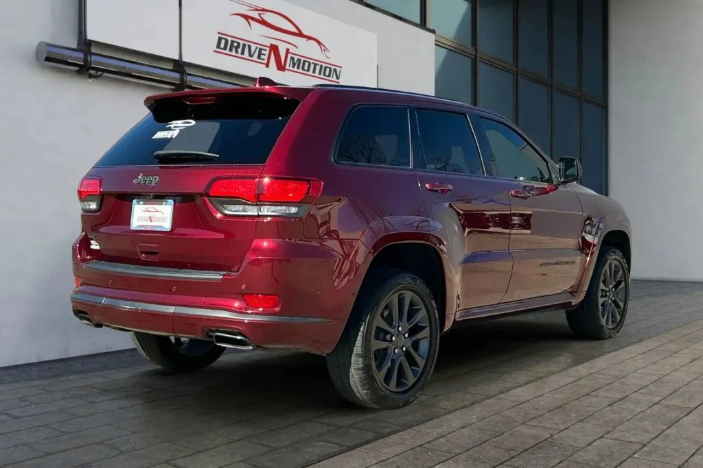 More photos of 2019 Jeep Grand Cherokee High Altitude Sport Utility 4D at Drive N-Motion Greeley, CO