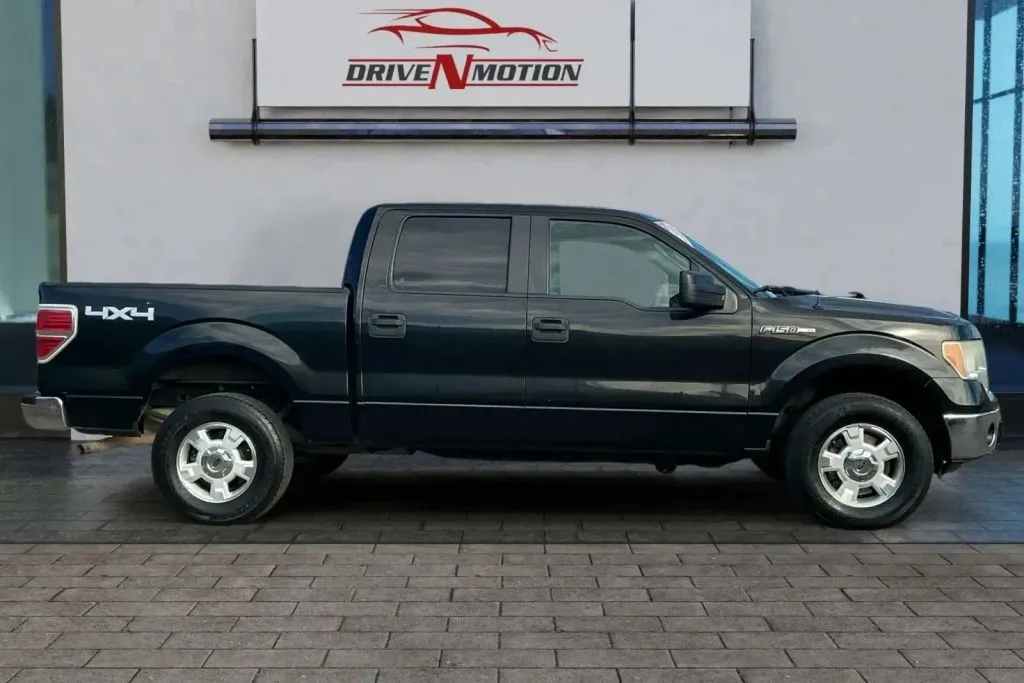 Photos of 2014 Ford F-150 SuperCrew Cab XLT Pickup 4D 5 1/2 ft for sale in Greeley, CO at Drive N-Motion Greeley