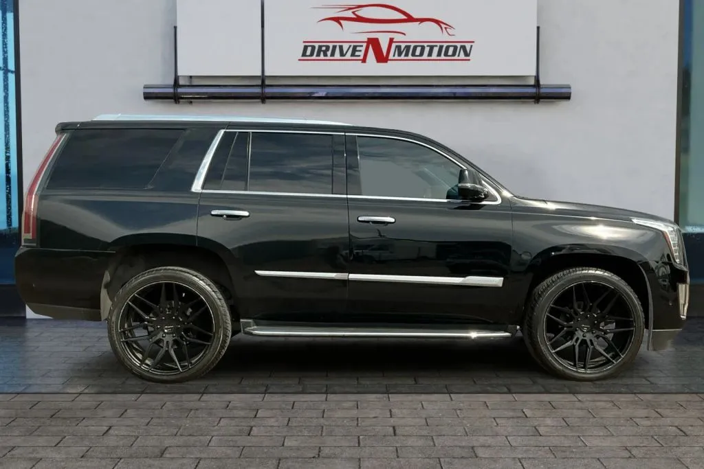 Another view of 2020 Cadillac Escalade Luxury Sport Utility 4D for sale in Greeley, CO at Drive N-Motion Greeley