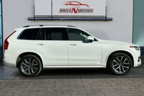 Photos of 2019 Volvo XC90 T6 Momentum Sport Utility 4D for sale in Greeley, CO at Drive N-Motion Greeley