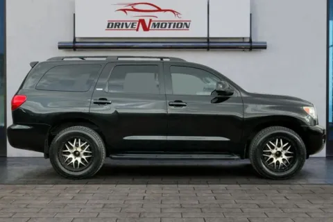 Photos of 2016 Toyota Sequoia SR5 Sport Utility 4D for sale in Greeley, CO at Drive N-Motion Greeley