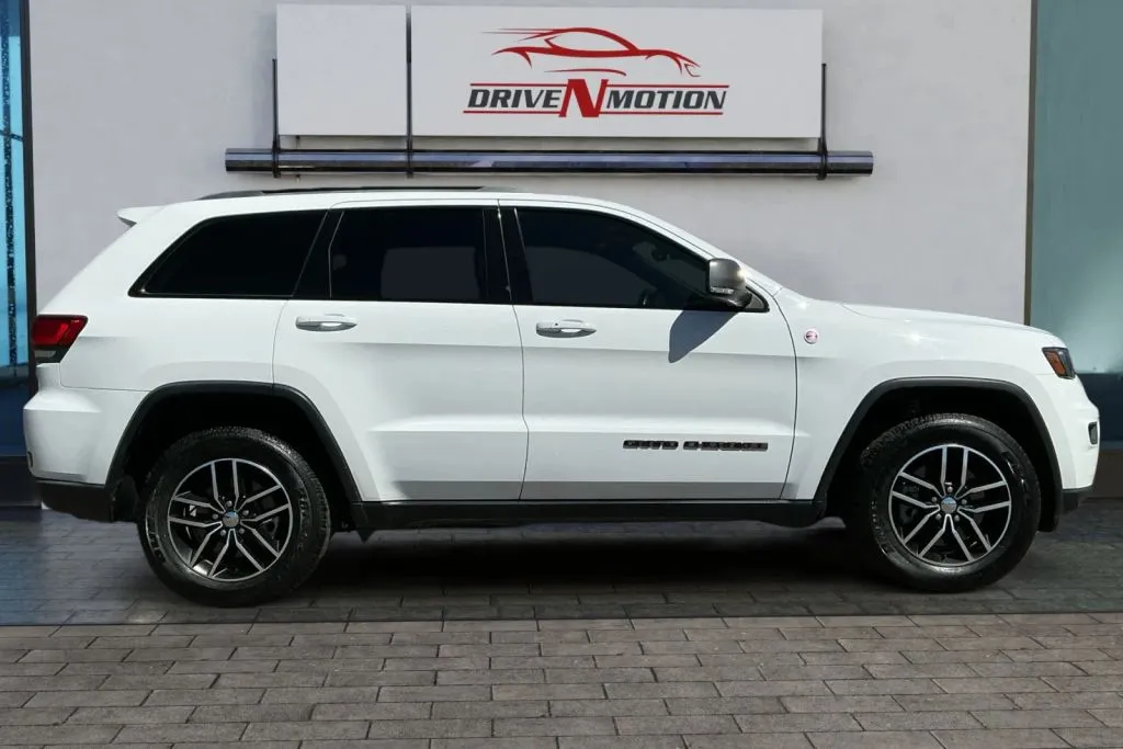 Another view of 2018 Jeep Grand Cherokee Trailhawk Sport Utility 4D for sale in Greeley, CO at Drive N-Motion Greeley