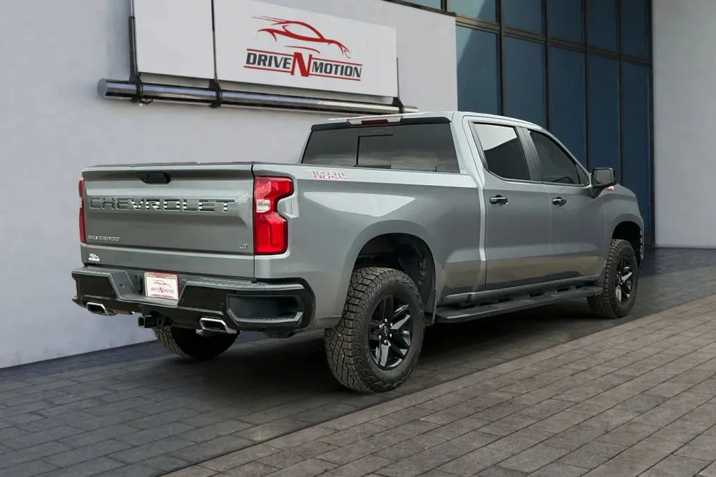 More photos of 2021 Chevrolet Silverado 1500 Crew Cab LT Trail Boss Pickup 4D 6 1/2 ft at Drive N-Motion Greeley, CO