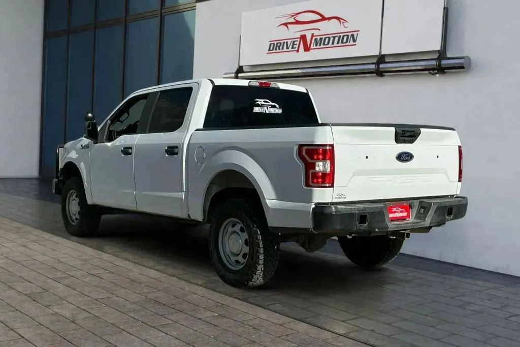 More photos of 2018 Ford F-150 SuperCrew Cab XL Pickup 4D 5 1/2 ft at Drive N-Motion Greeley, CO