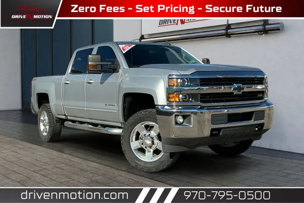 White 2016 Chevrolet Silverado 2500 HD Crew Cab LT Pickup 4D 6 1/2 ft for sale in Greeley, CO