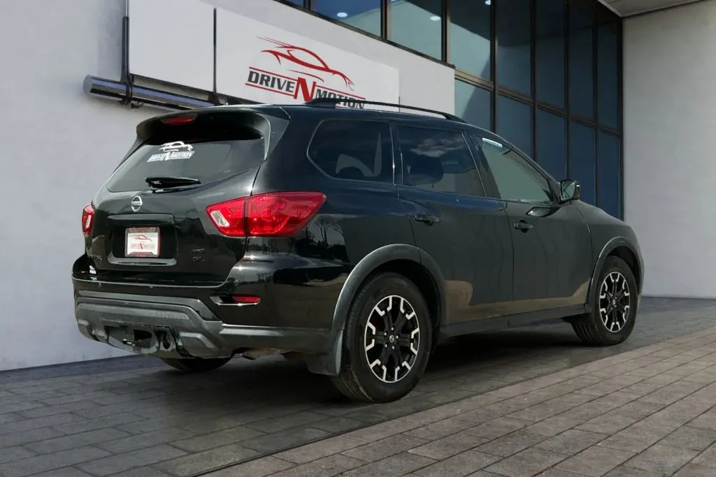 More photos of 2019 Nissan Pathfinder SL Sport Utility 4D at Drive N-Motion Greeley, CO