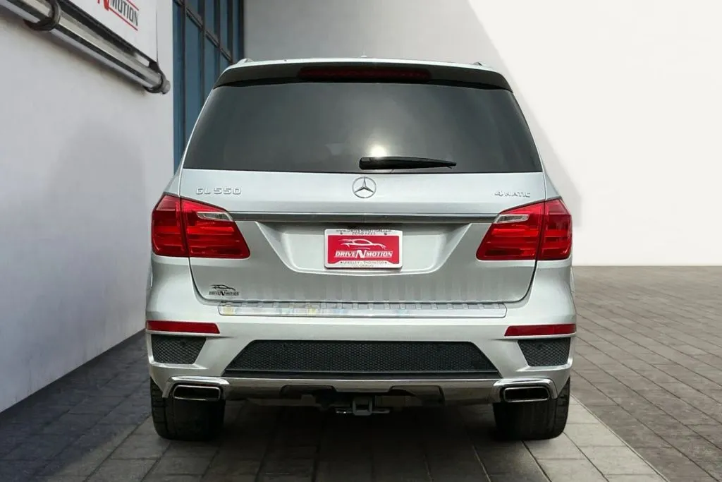 More photos of 2013 Mercedes-Benz GL-Class GL 550 4MATIC Sport Utility 4D at Drive N-Motion Greeley, CO