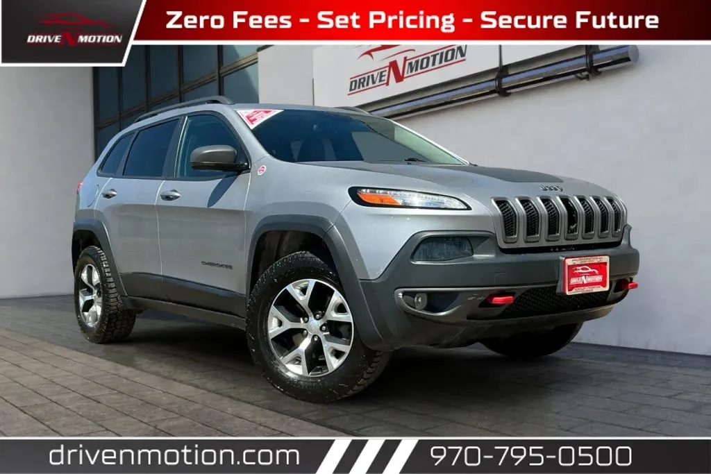 Silver 2018 Jeep Cherokee TrailHawk Sport Utility 4D for sale in Greeley, CO