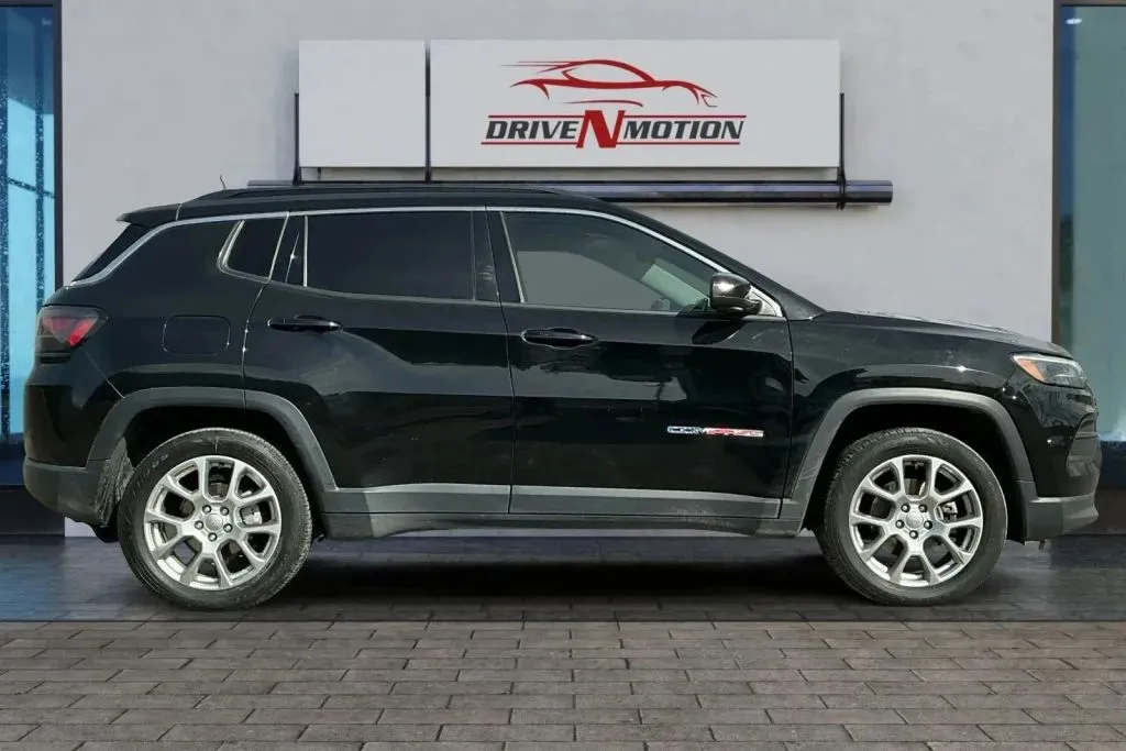 Another view of 2022 Jeep Compass Latitude Lux Sport Utility 4D for sale in Greeley, CO at Drive N-Motion Greeley