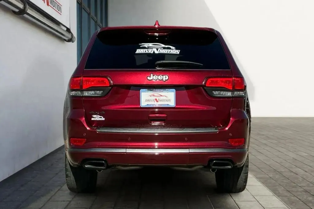 More photos of 2019 Jeep Grand Cherokee High Altitude Sport Utility 4D at Drive N-Motion Greeley, CO