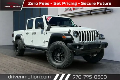White 2022 Jeep Gladiator Sport Pickup 4D 5 ft for sale in Greeley, CO