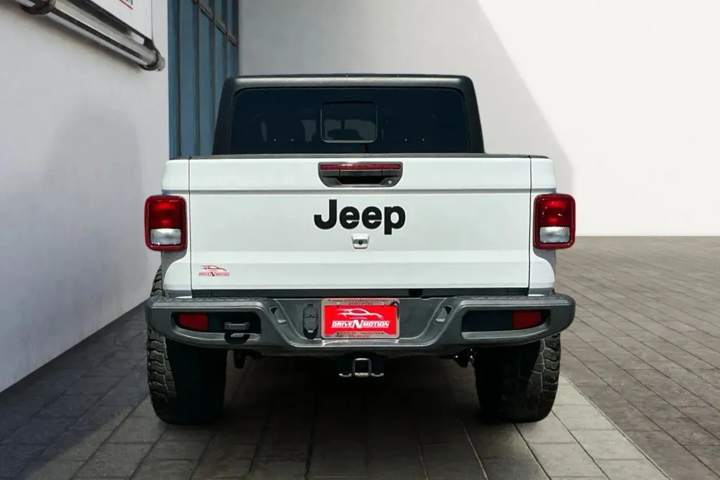 More photos of 2022 Jeep Gladiator Sport Pickup 4D 5 ft at Drive N-Motion Greeley, CO