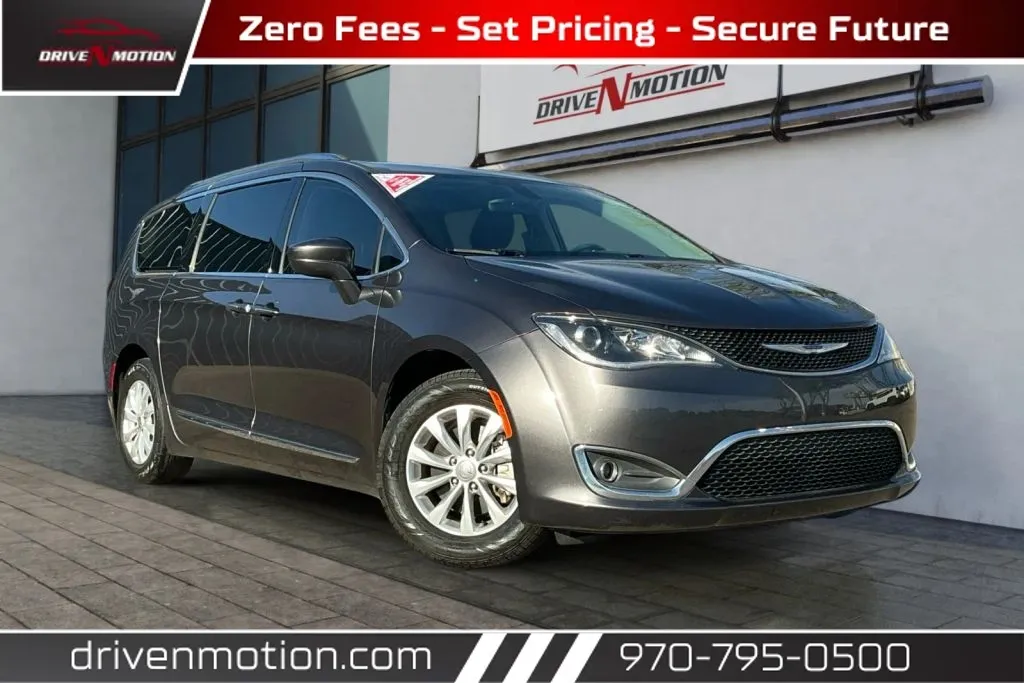 Gray 2018 Chrysler Pacifica Touring L Minivan 4D for sale in Greeley, CO