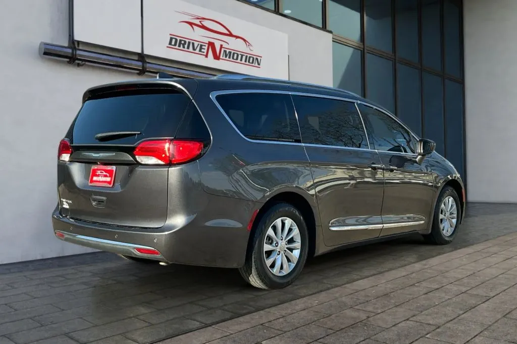 More photos of 2018 Chrysler Pacifica Touring L Minivan 4D at Drive N-Motion Greeley, CO