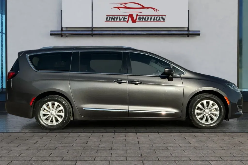 Another view of 2018 Chrysler Pacifica Touring L Minivan 4D for sale in Greeley, CO at Drive N-Motion Greeley