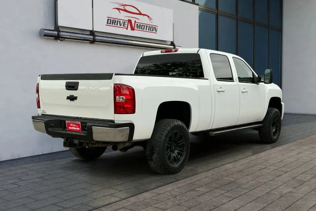 More photos of 2013 Chevrolet Silverado 2500 HD Crew Cab LT Pickup 4D 6 1/2 ft at Drive N-Motion Greeley, CO
