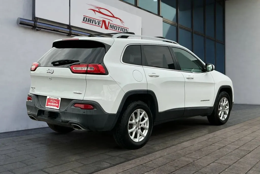 More photos of 2017 Jeep Cherokee Latitude Sport Utility 4D at Drive N-Motion Greeley, CO