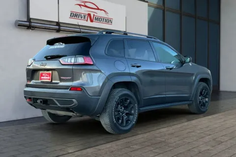 More photos of 2020 Jeep Cherokee TrailHawk Elite Sport Utility 4D at Drive N-Motion Greeley, CO