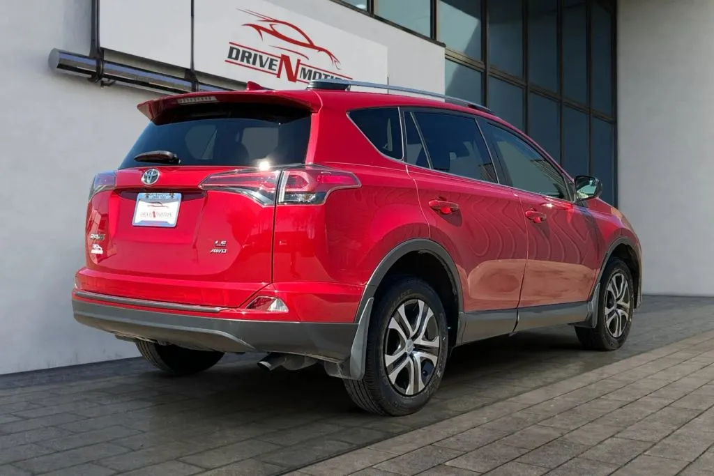 More photos of 2017 Toyota RAV4 LE Sport Utility 4D at Drive N-Motion Greeley, CO