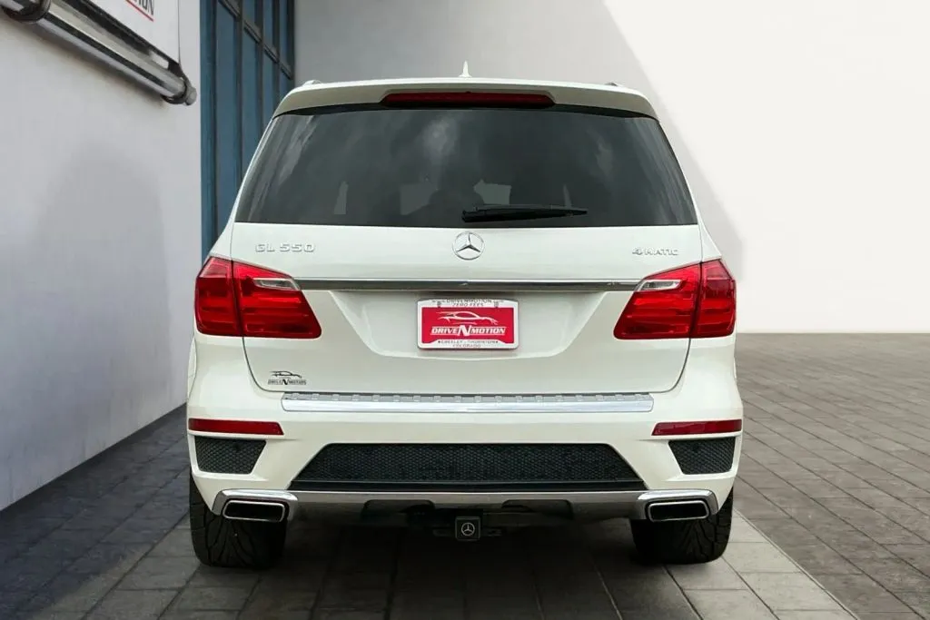 More photos of 2014 Mercedes-Benz GL-Class GL 550 4MATIC Sport Utility 4D at Drive N-Motion Greeley, CO