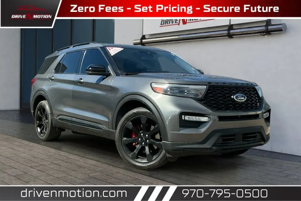 2023 Ford Explorer ST 4WD's photo