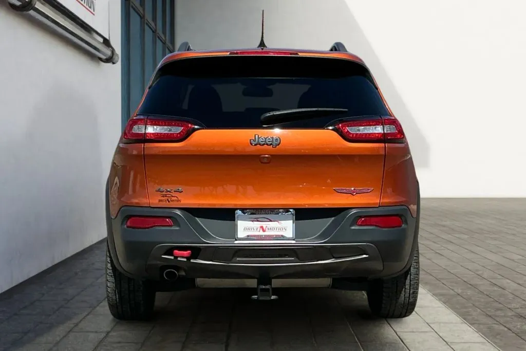 More photos of 2014 Jeep Cherokee TrailHawk Sport Utility 4D at Drive N-Motion Greeley, CO