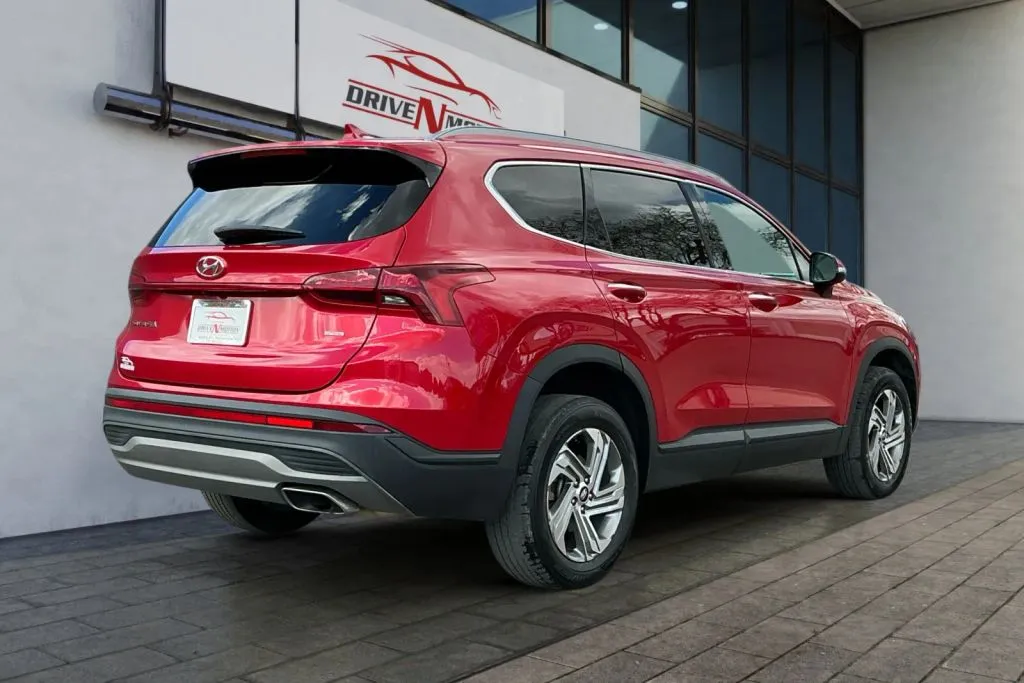 More photos of 2023 Hyundai Santa Fe SEL Sport Utility 4D at Drive N-Motion Greeley, CO