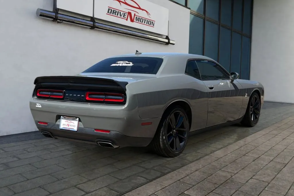More photos of 2019 Dodge Challenger R/T Scat Pack Coupe 2D at Drive N-Motion Greeley, CO