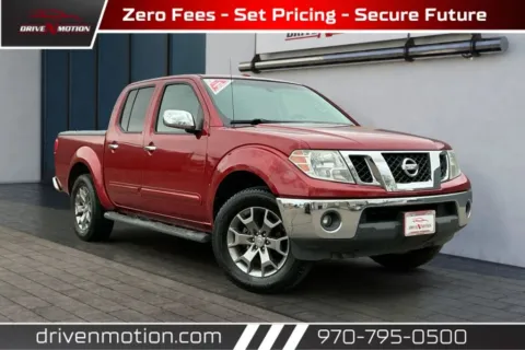 Red 2015 Nissan Frontier Crew Cab SL Pickup 4D 5 ft for sale in Greeley, CO