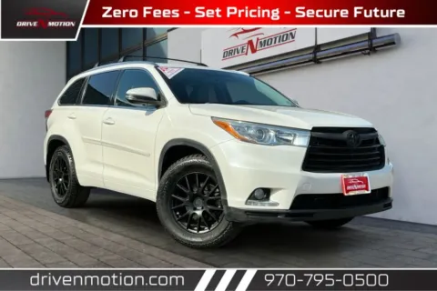 White 2014 Toyota Highlander Limited Sport Utility 4D for sale in Greeley, CO