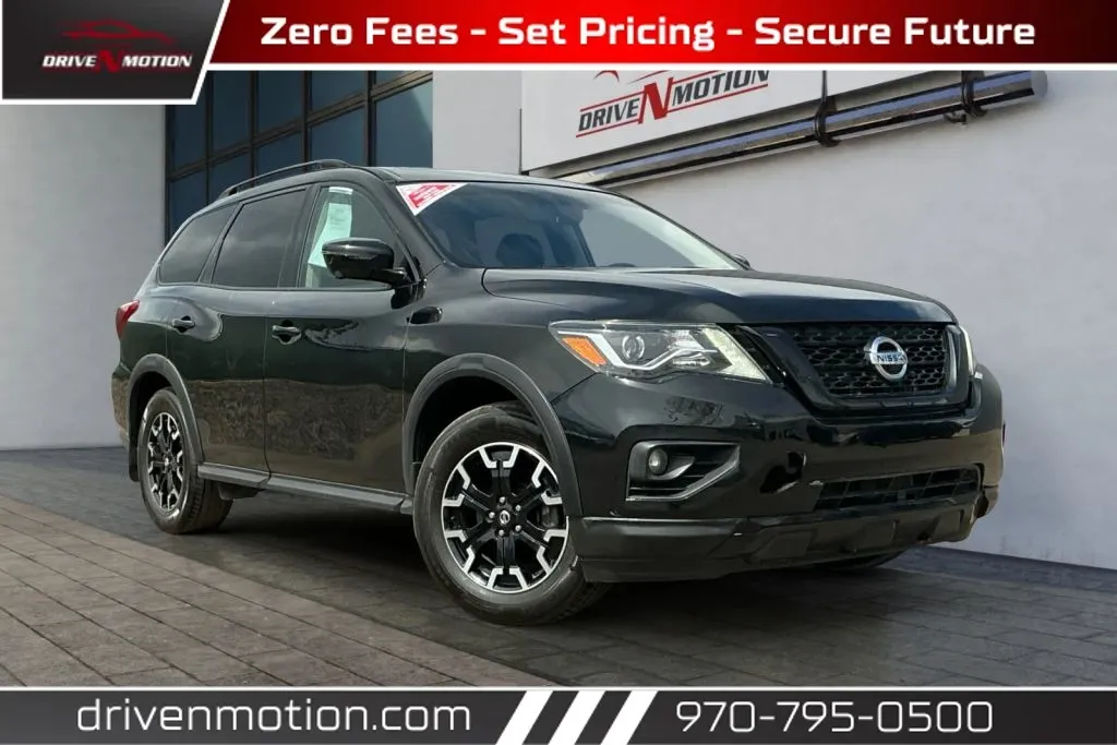 Black 2019 Nissan Pathfinder SL Sport Utility 4D for sale in Greeley, CO
